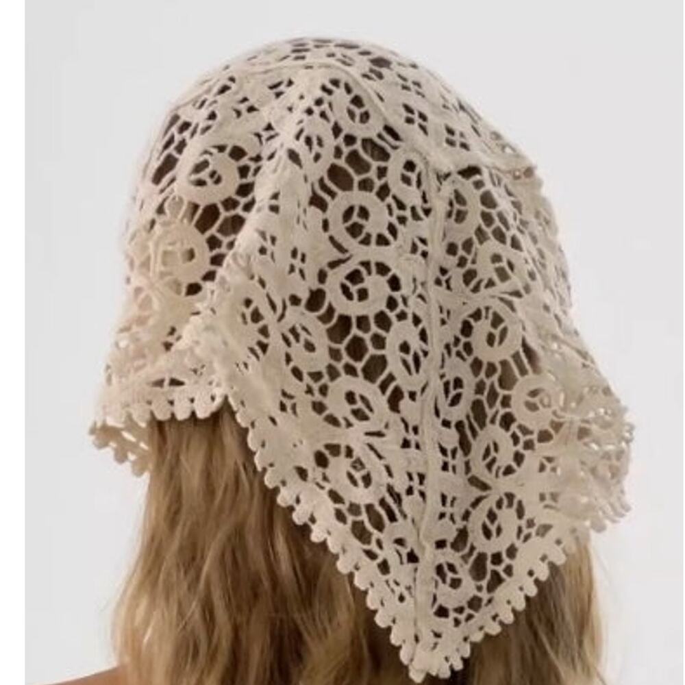 Crochet Bandana Shawl – Natural Cotton Summer Wrap